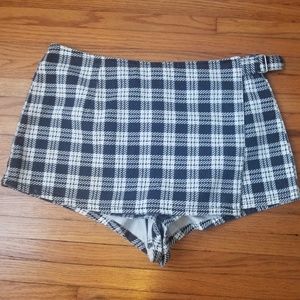 BDG Urban Outfitters High Rise Skort